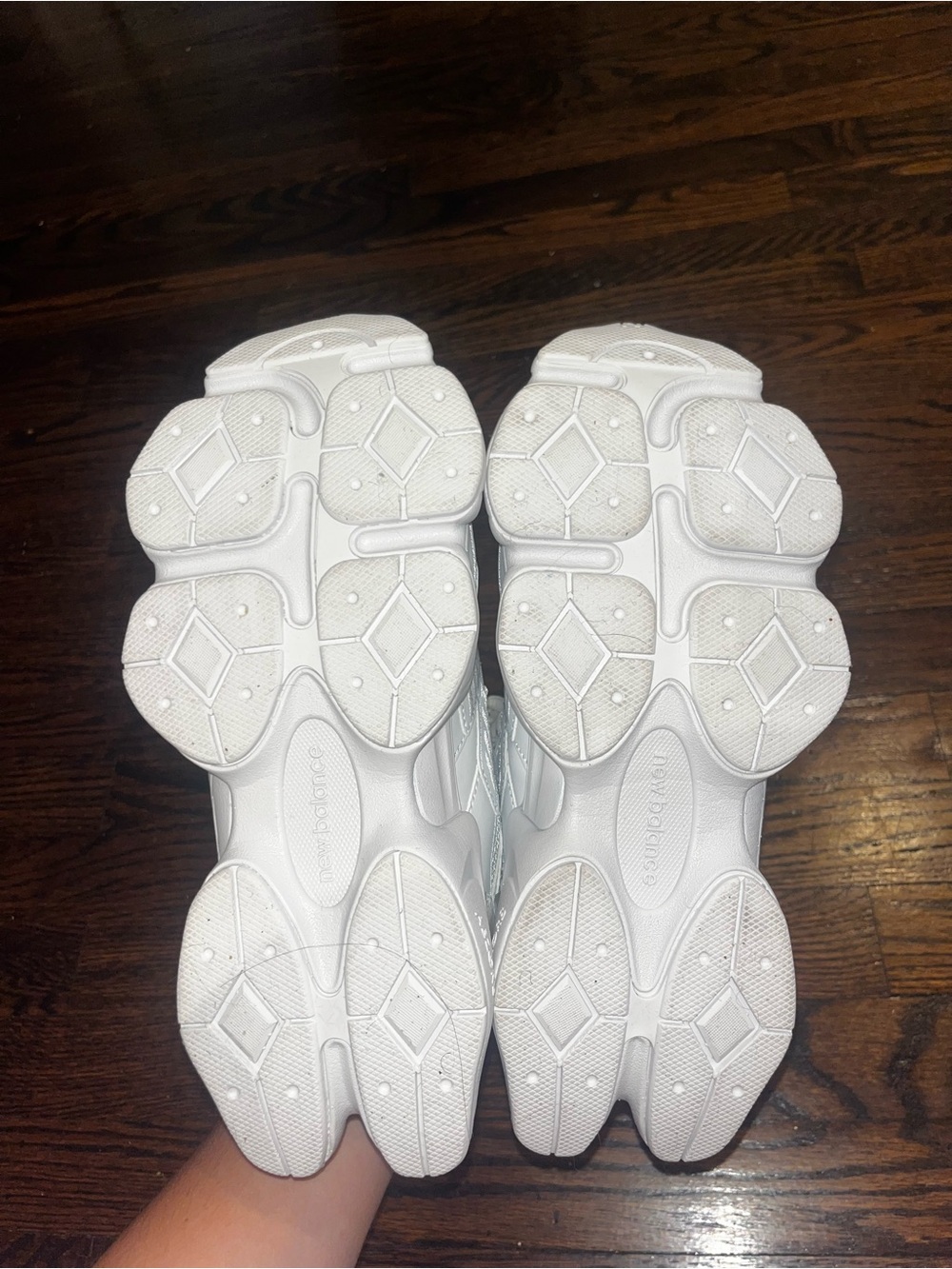 New Balance 9060 Triple White RARE NWT - Picture 4 of 8